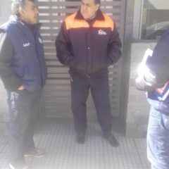 Visita a trabajadores de las empresas Sise y San Miguel