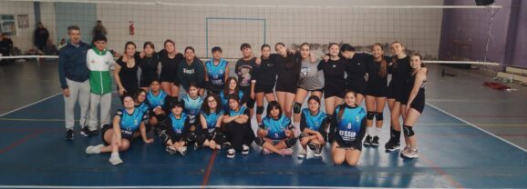 La escuela de vóley del SSIP continúa creciendo con nuevos encuentros amistosos
