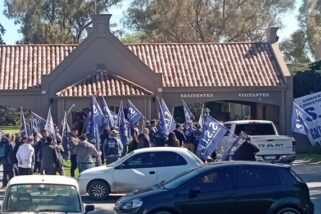 Nos movilizamos en Bahía Blanca y exigimos a Securion la reincorporación de dos vigiladores